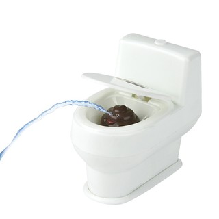Đồ chơi bồn cầu phun nước lạ mắt