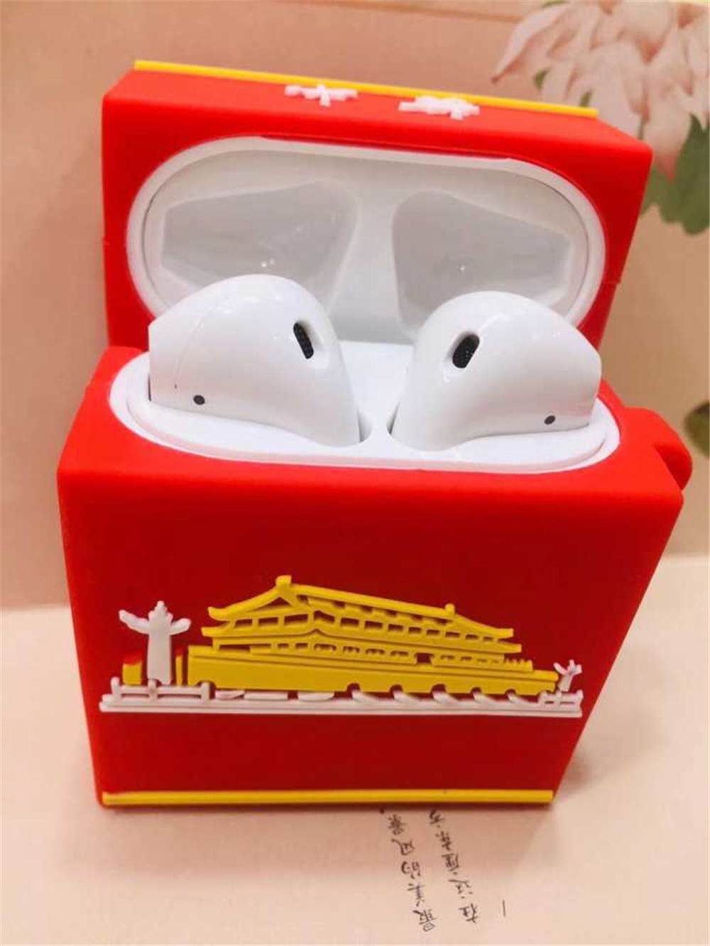 Vỏ Đựng Bảo Vệ Hộp Sạc Tai Nghe Airpods 1 / 2 Hình Hộp Thuốc Lá Độc Đáo