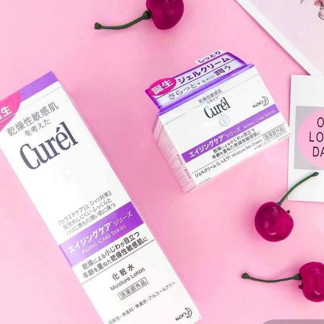 Kem dưỡng ẩm Curel tím