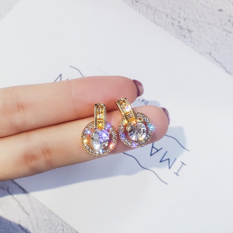 Bông Tai Tròn Đính Kim Cương Nhân Tạo Đơn Giản