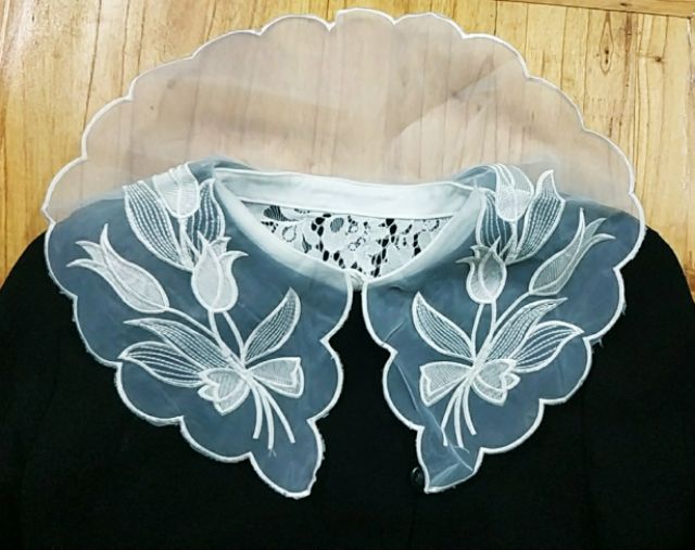 CỔ ÁO SƠ MI RỜI THIẾU NỮ