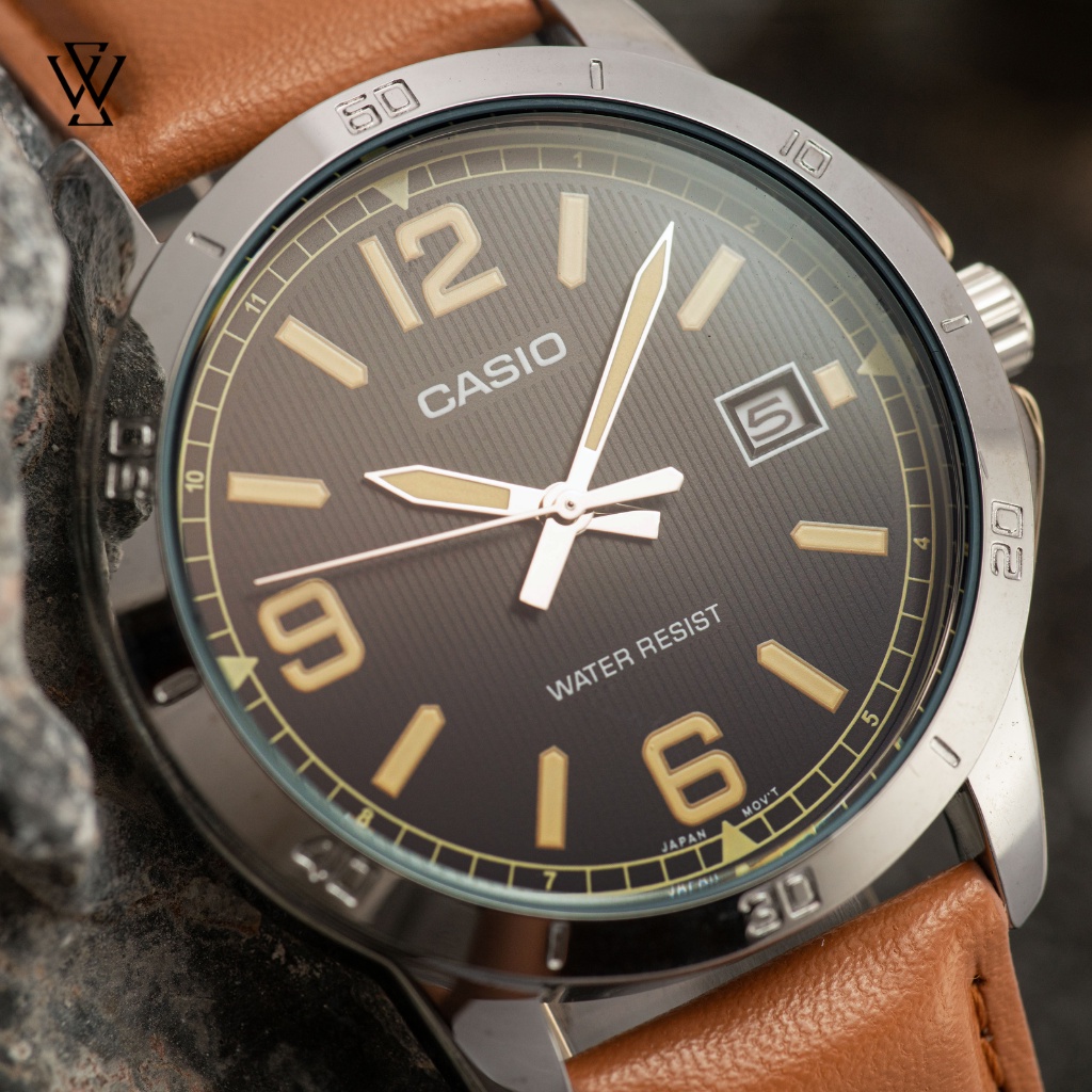 Đồng Hồ Quartz Nam Casio WATCHSTORE MTP-V004L-1B2UDF Thiết Kế Kính Khoáng 41.5mm, Dây Đeo Da Và Vỏ Thép Không Gỉ