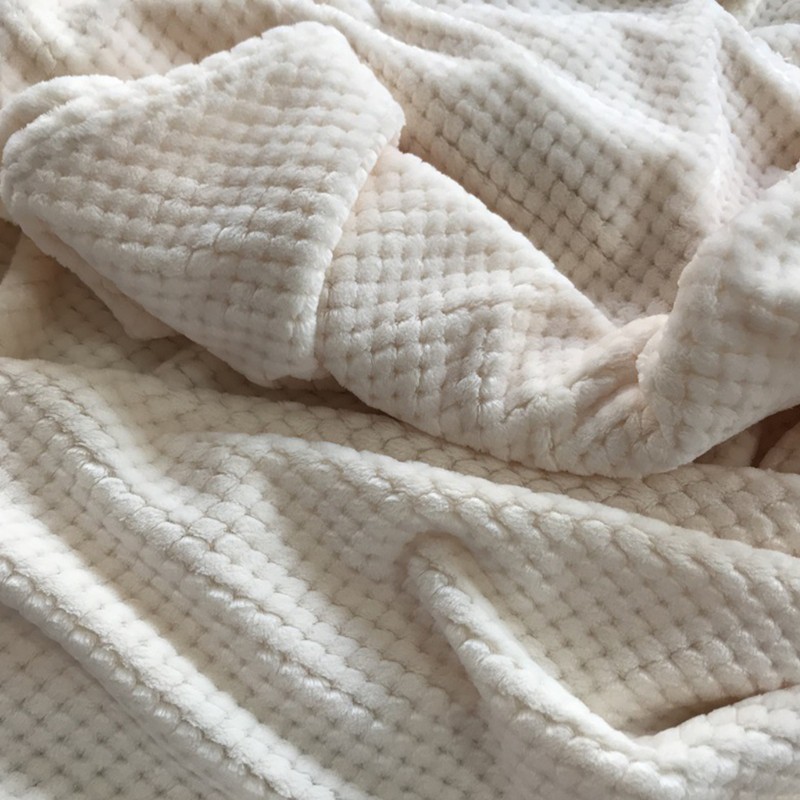 Chăn flannel dày mềm 1 màu dạng lưới caro giữ ấm