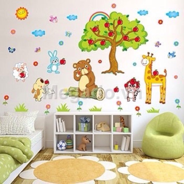 Decal dán tường vườn thú và cây táo
