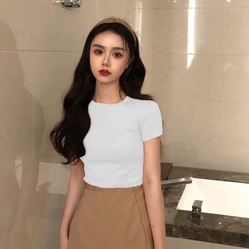 Áo Thun Nữ Cổ Tròn Tay Ngắn Màu Trơn