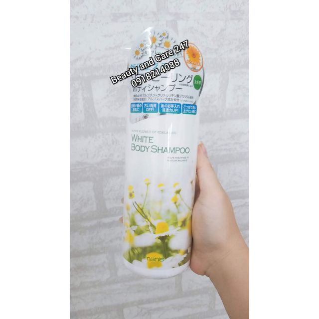 Sữa tắm Manis trắng da