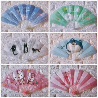 Quat xếp nhựa dễ thương giá rẻ