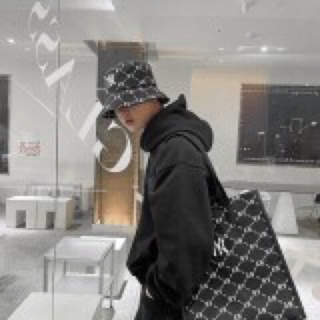 B4022 MLB NY MONOGRAM TOTE BAG BLACK