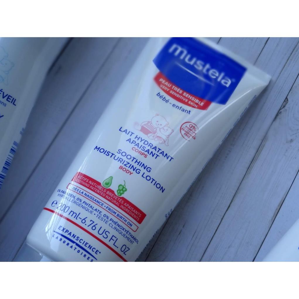 Lotion Dưỡng Thể Da Rất Nhạy Cảm Mustela Soothing Moisturizing Body Lotion 200ml