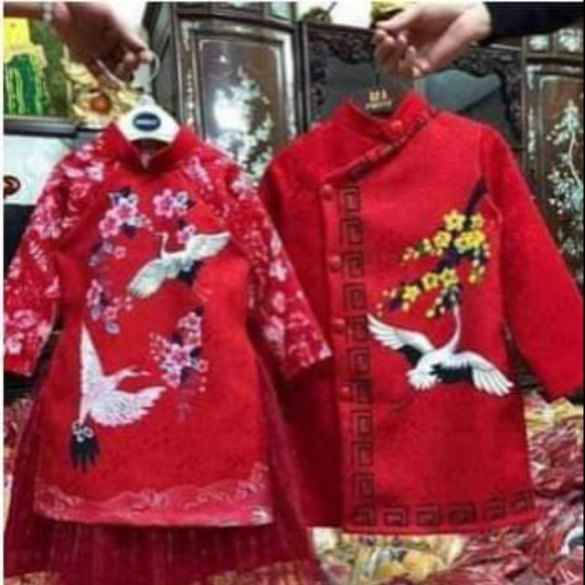 Áo dài hạc đỏ