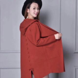 Áo khoác len mũ đan dây lưng
