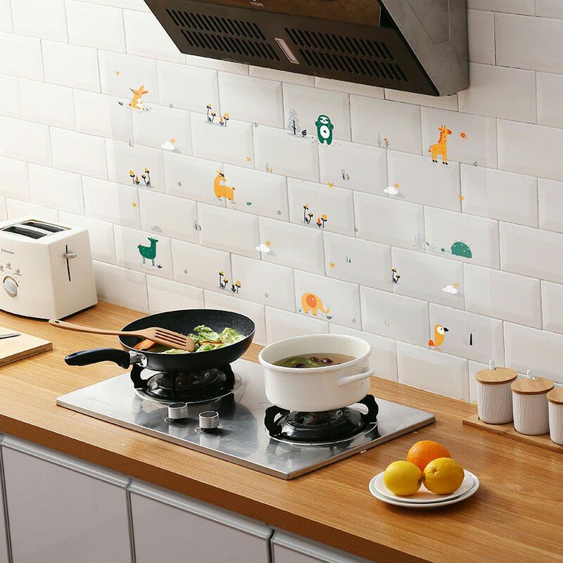 Miếng dán bếp chắn dầu mỡ lau chùi dễ dàng KT 60x90cm