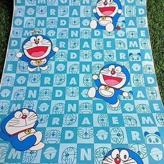 (120cmx50cm) Giấy dán tường doremon màu xanh sẵn keo, decal trang trí tường hoạt hình, phông nền chụp hình có sẵn keo
