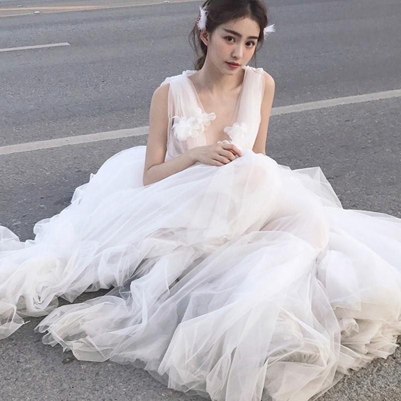 Đầm cưới dáng ôm phong cách mori đơn giản thời trang 2023 dành cho nữ