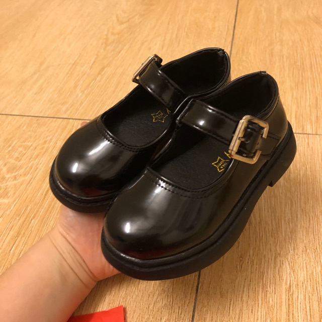 Giày babydoll bé