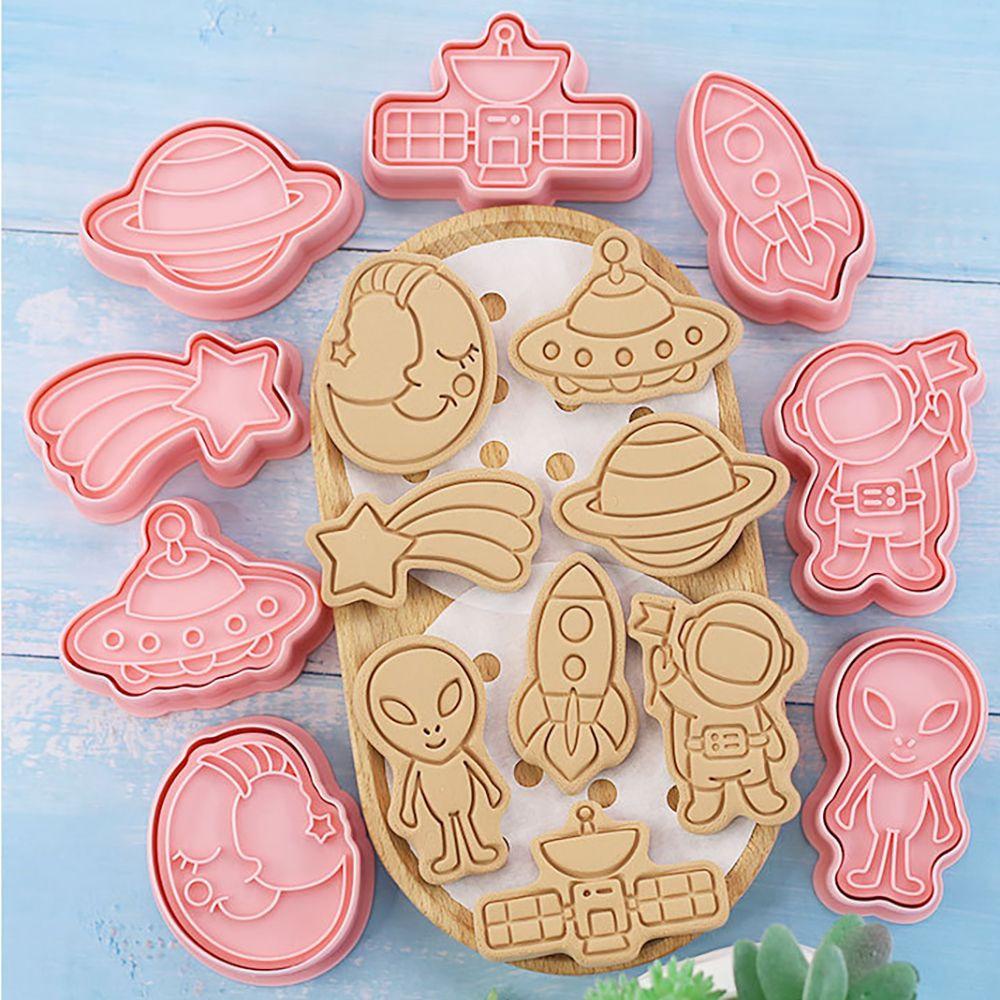 Bộ 8 Khuôn Làm Bánh Quy Hình Hoạt Hình Đáng Yêu