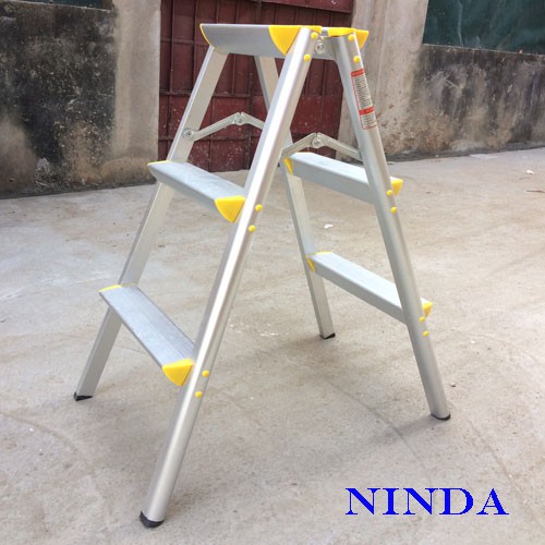 Thang nhôm Chữ A Ninda ND-R03, 3 bậc, bản to, siêu bền, siêu nhẹ, tải 150kg, nhập khẩu chính hãng