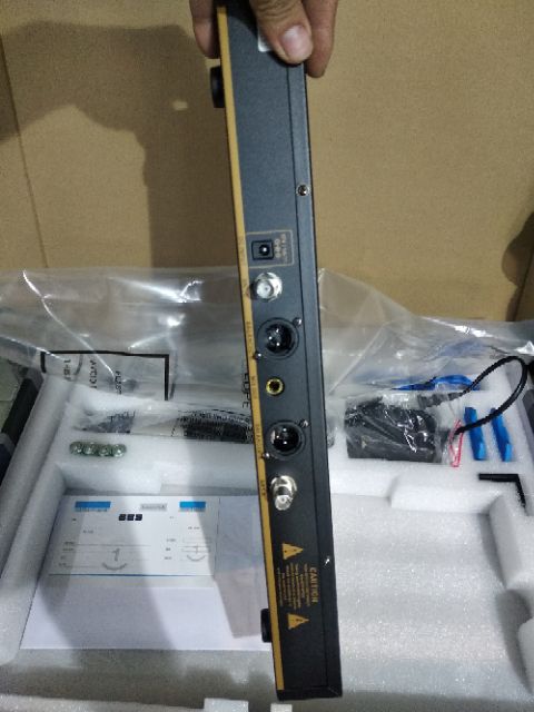 MIC KO DÂY BBS K886
