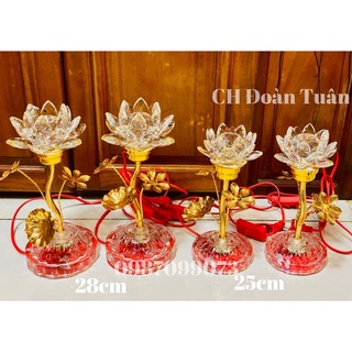 Một cặp đèn hoa sen pha lê M428