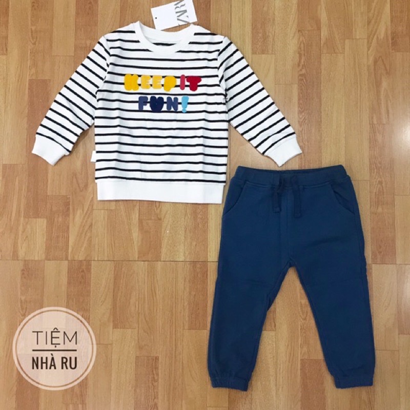 [Zara] Set Bộ quần áo nỉ Zara Keep it Fun cho bé trai xuất xịn