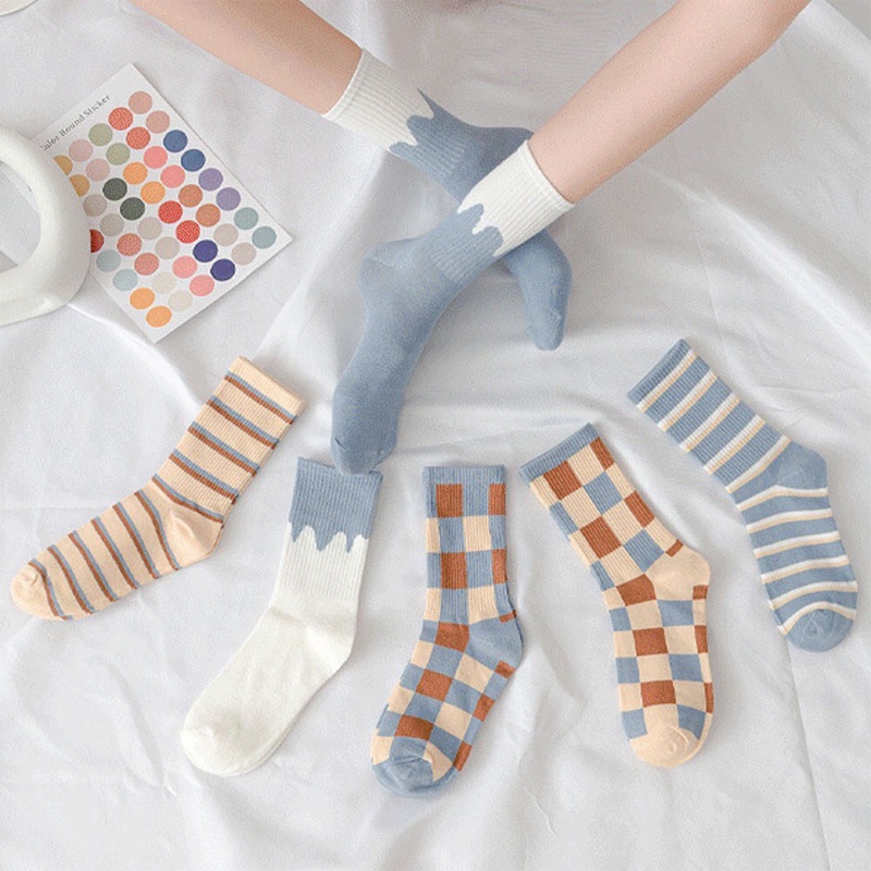 Tất nữ cổ cao vớ tầm trung thời trang Hàn Quốc phong cách valentin ngọt ngào dễ thương chất cotton mềm mịn EMOJI TD024