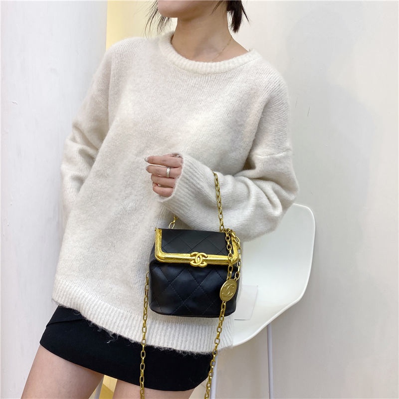 Túi Đeo Chéo Đính Đá Phong Cách Mới 2022 Thời Trang