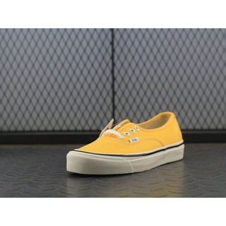 Giày Vans Authentic vàng