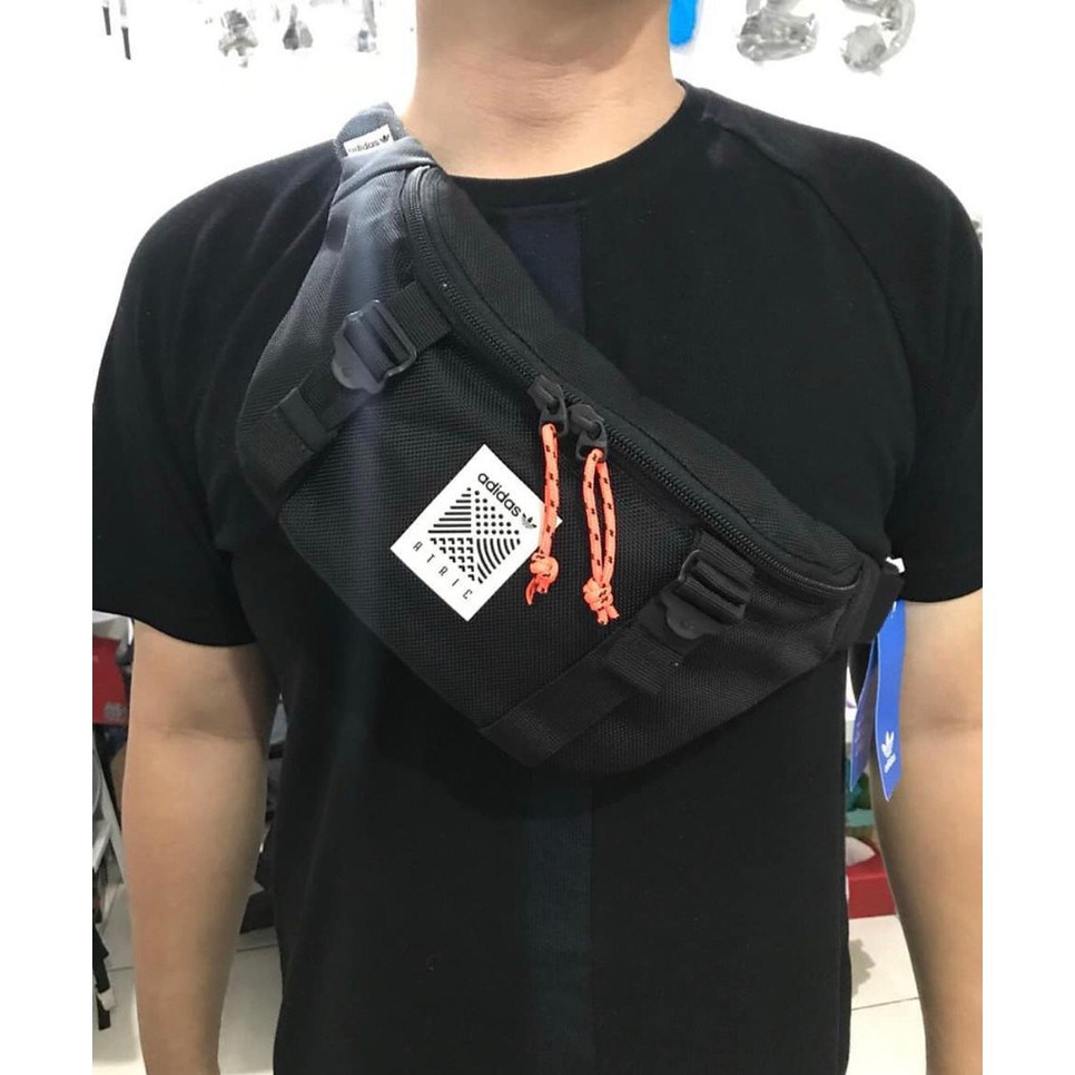 ⚡️ (HÀNG XỊN FULLTAG CODE) Túi đeo chéo Adidas Originals Apparel Atric Waistbag - Black- DH3261 CAM KẾT CHẤT LƯỢNG