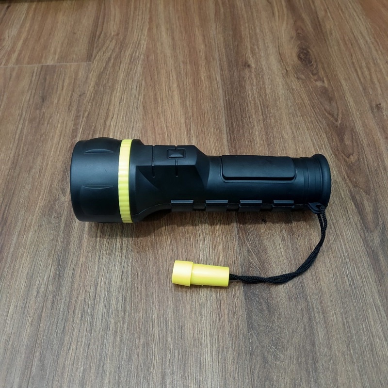 Đèn pin PCCC - Đèn pin ánh sáng vàng - chiếu sáng xuyên khói