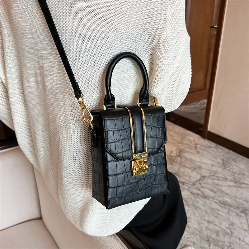Túi Đeo Chéo Da Cá Sấu Hình Vuông Nhỏ Xinh Thời Trang Cho Nữ fp141