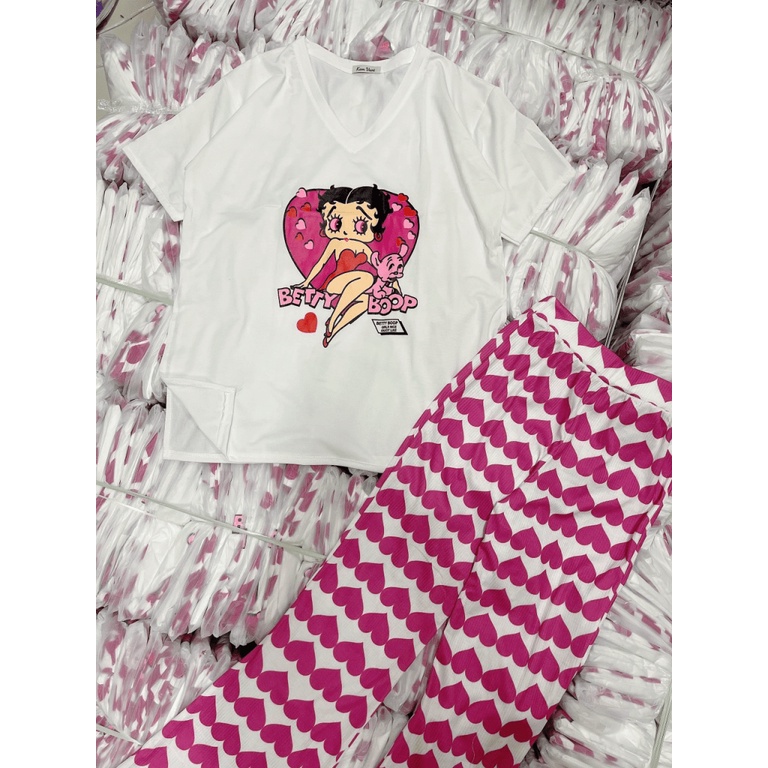 (Free Ship) SÉT BỘ NỮ ÁO THUN CÔNG CHÚA HỒNG PHỐI QUẦN TRÁI TIM ỐNG LOE SIU SANG CHẢNH MM7 HHp Fashion