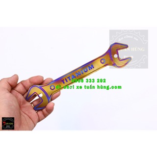 Bảng tên xe vario titan kiểu cờ lê 2 đầu