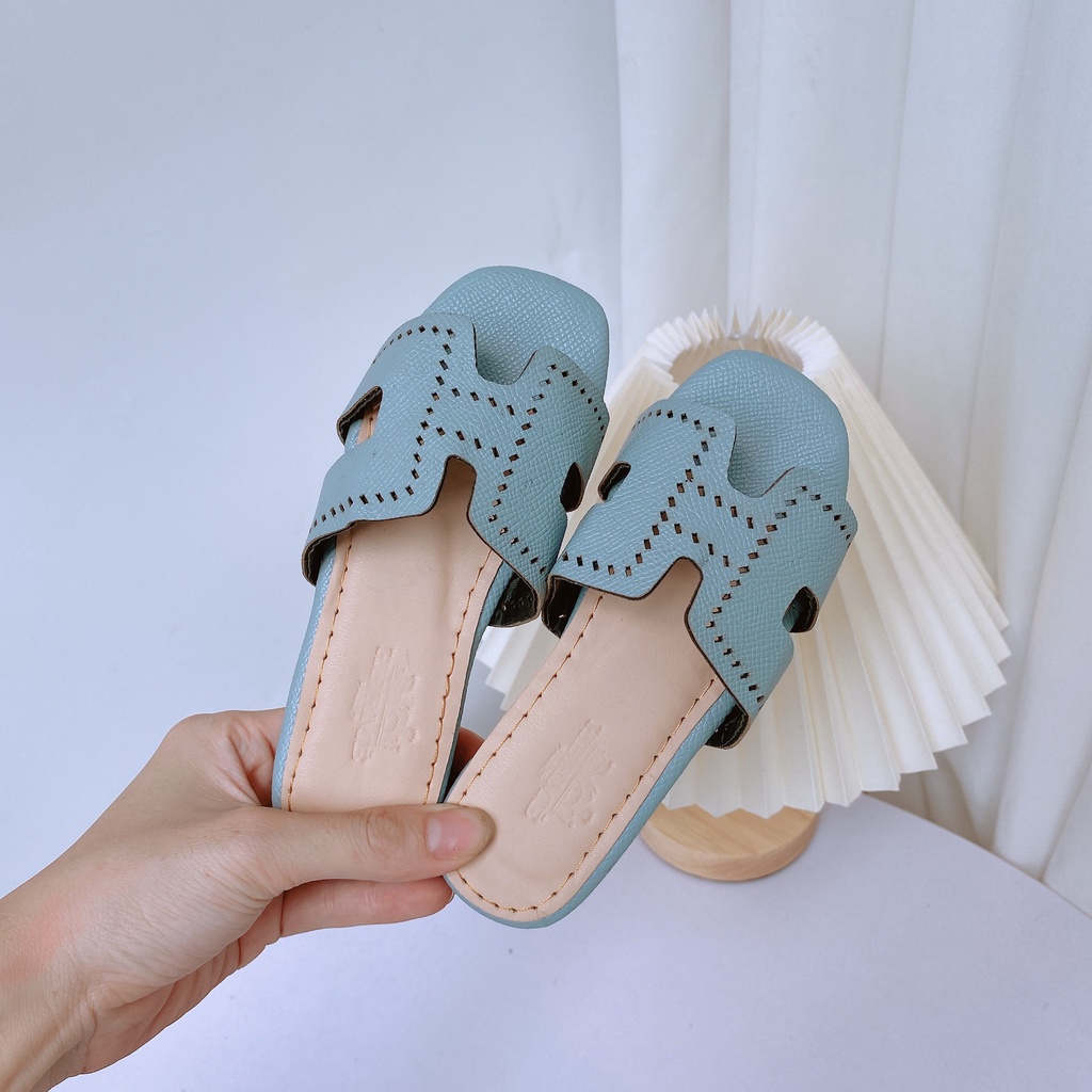 Xả hàng Dép Lê Quai Chữ H Da Sần Đục Lỗ Cho Bé Gái K111 Màu Mới