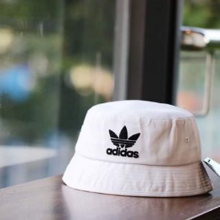 Nón bucket