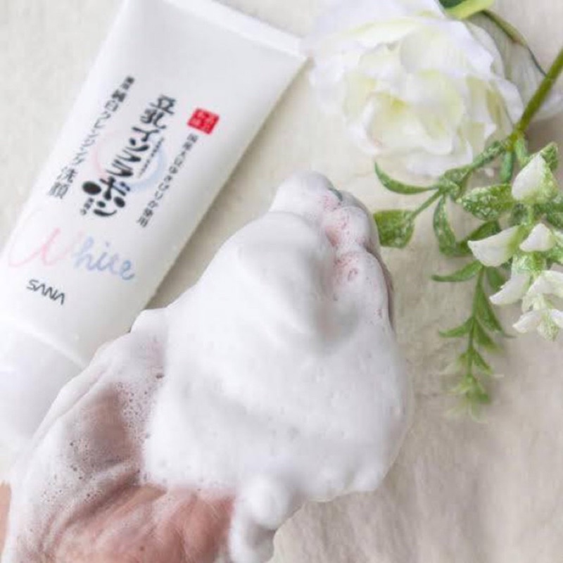 Sữa Rửa Mặt Trắng Da Sana Nameraka Honpo White 150g