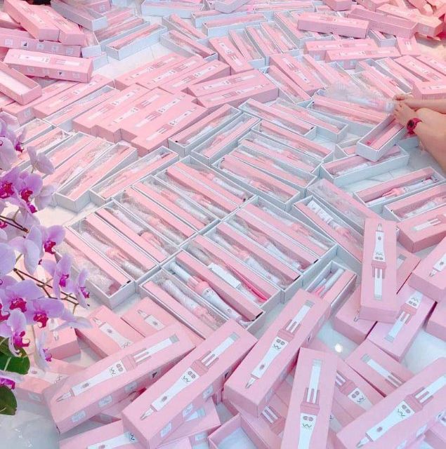 CÂY UỐN XOĂN XOAY TỰ ĐỘNG 360 VIVID &amp; VOGUE