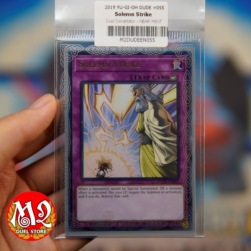 Thẻ bài yugioh DUDE-EN055	Solemn Strike - Ultra Rare -  Bảo quản M2SCCQ-LITE