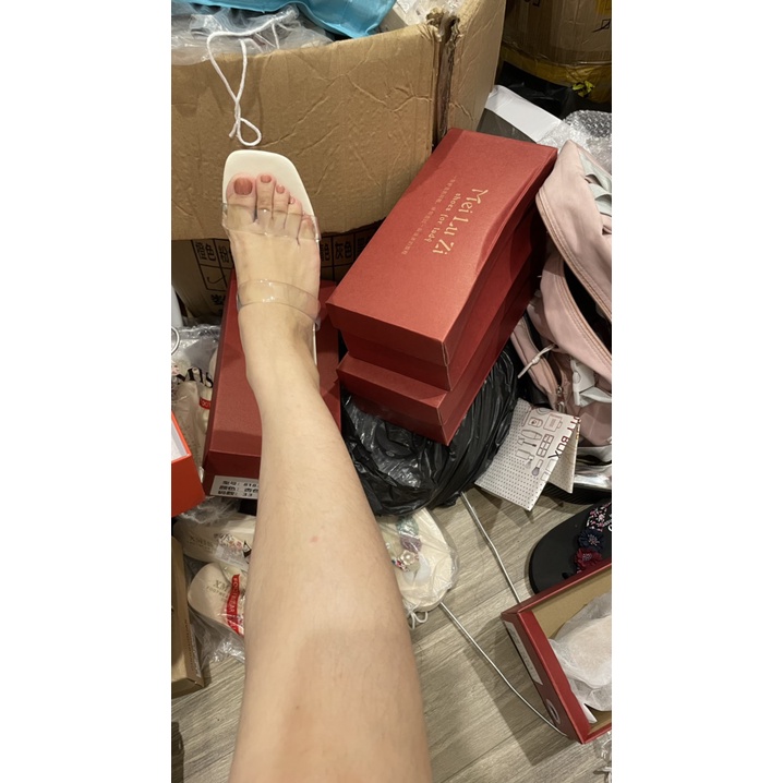 Sandal quai trong size nhỏ  31 32 33 34 cao 6.5cm