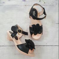 Sandal gót 3p đính hoa cho bé gái