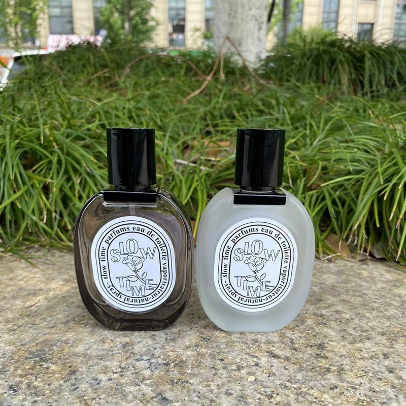 Chai Rỗng Dạng Xịt Dung Tích 30ml Dùng Đựng Nước Hoa Khi Đi Du Lịch