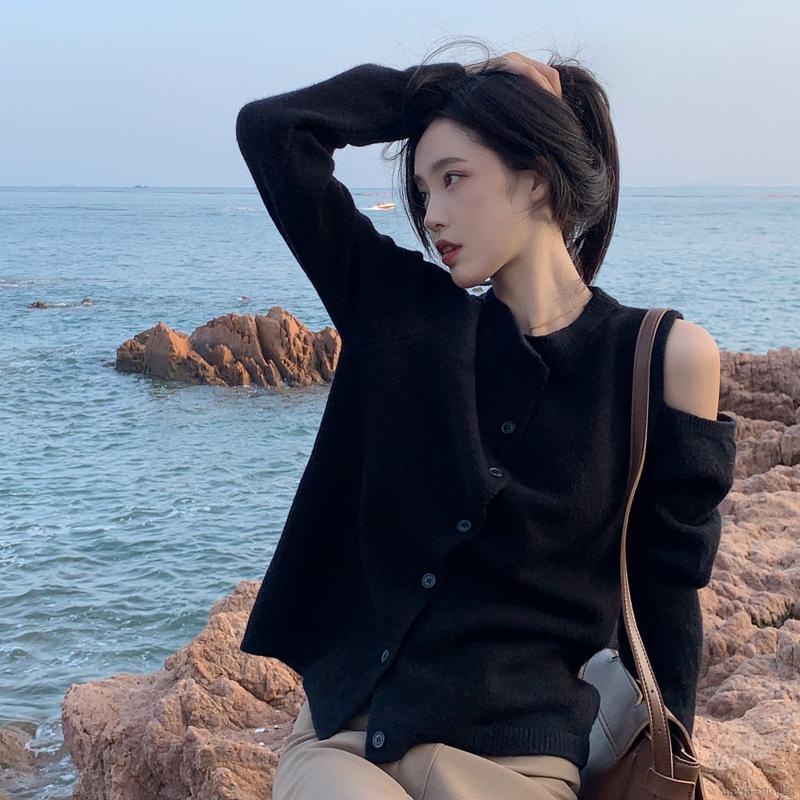 Áo cardigan dệt kim tay dài dáng rộng cổ tròn hở vai cài nút thời trang dành cho nữ