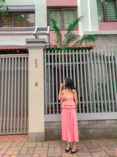 Chân váy Zara màu Hồng ( Pleated Skirt )