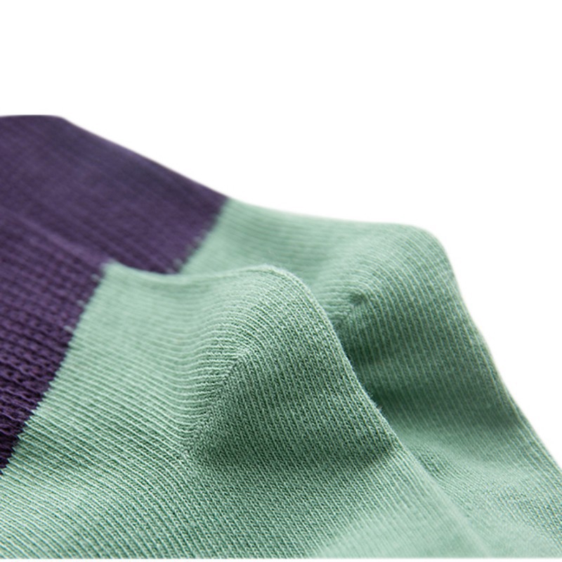 Tất thể thao bằng cotton dùng cho trẻ nhỏ