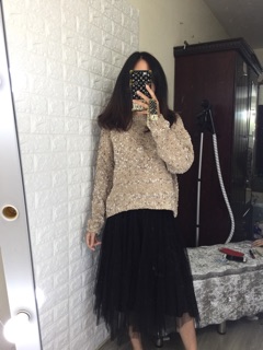 Set áo len + chân váy nhung lưới