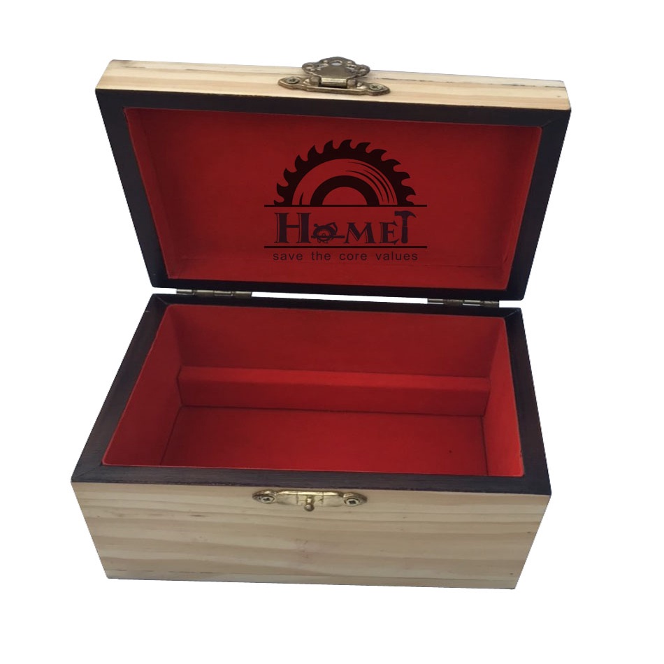 HỘP ĐỰNG QUÀ BẰNG GỖ THÔNG - LÓT NHUNG  ĐỎ BÊN TRONG HỘP