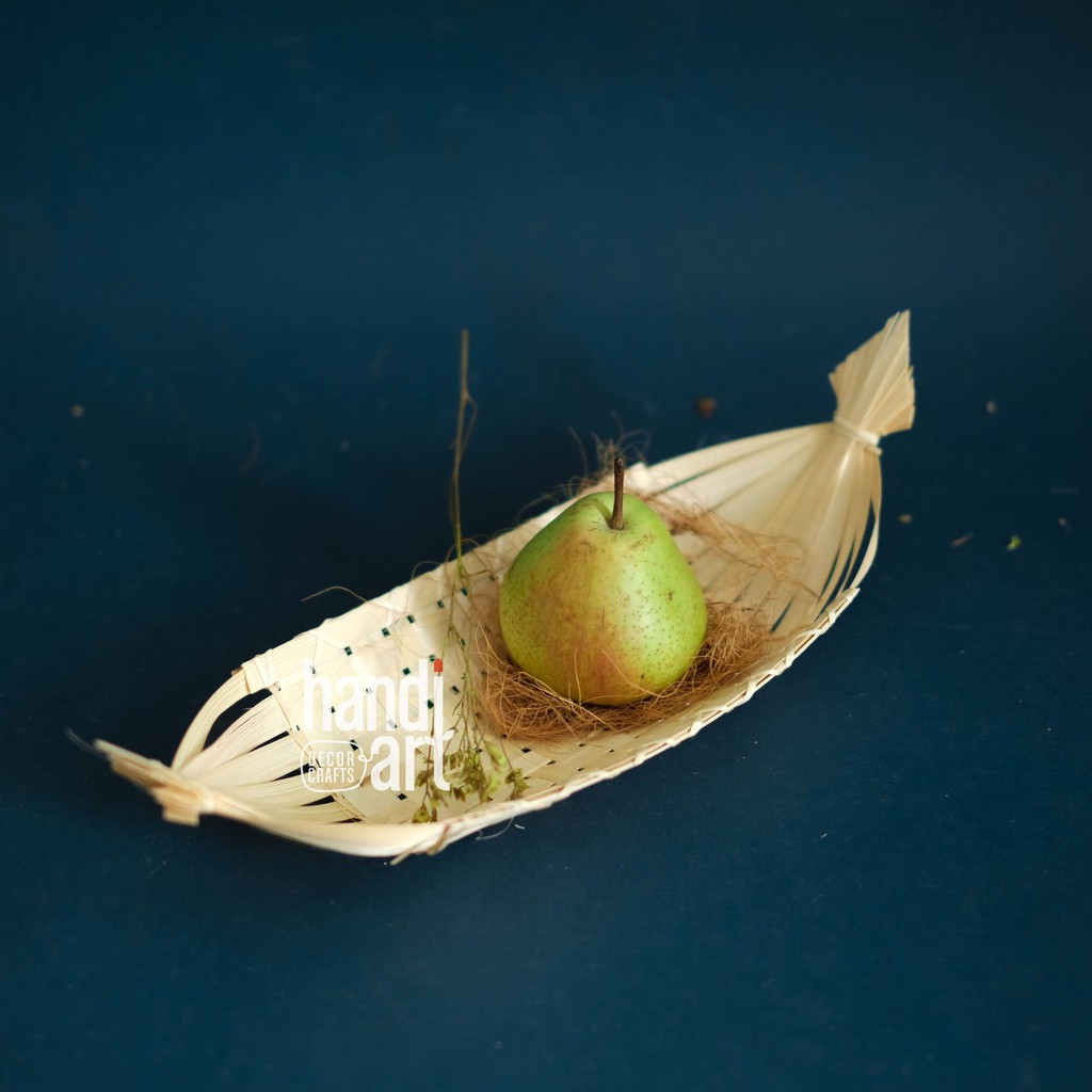 Khay tre đan hình con thuyền - Thuyền tre đan đang trí- Woven bamboo tray