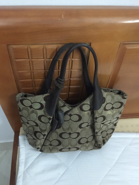 Sale Túi xách hàng si sale