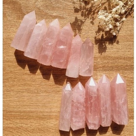 Trụ đá thach anh Hồng (Rose Quartz ), trụ đá thanh tẩy trong Tarot, Reiki, thiền định, phong thủy