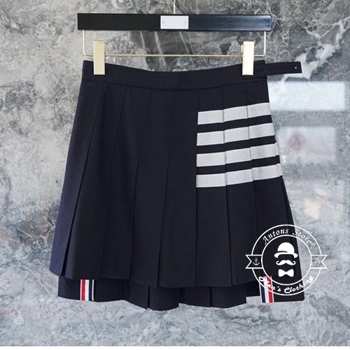 Chân Váy Thom Browne 4 Vạch