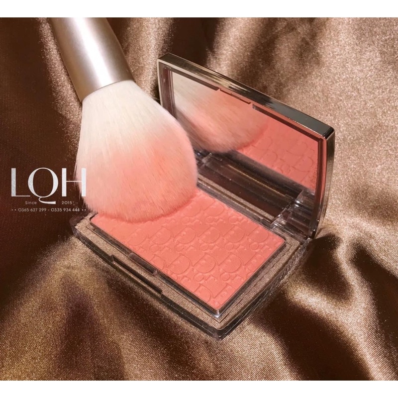 Phấn má Dior Backstage Rosy Glow màu 04 Coral